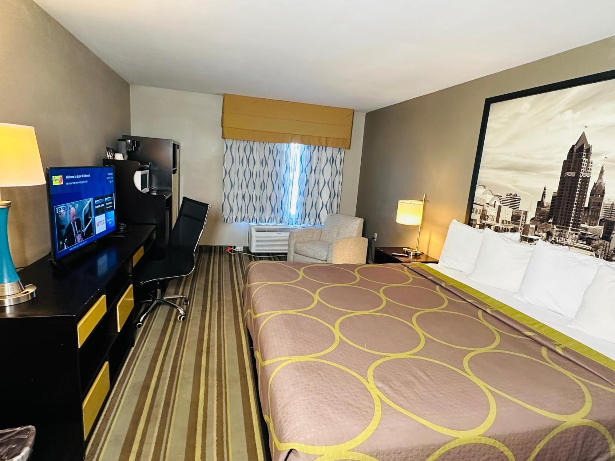 Delavan Inn And Suites Екстер'єр фото